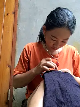 Snapshot of gio-thu chatting on 05-23-26, 04:07 gio-thu online show from 05-23-26, 04:07