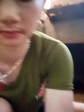Snapshot of gio-thu chatting on 07-03-26, 10:21 gio-thu online show from 07-03-26, 10:21