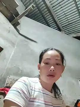 Snapshot of gio-thu chatting on 07-22-26, 12:19 gio-thu online show from 07-22-26, 12:19