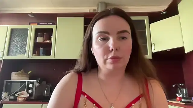 Snapshot of Sovienne chatting on 06-10-26, 12:59 Sovienne online show from 06-10-26, 12:59