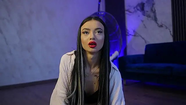 RachelRavee online show from 03-15-26, 05:13