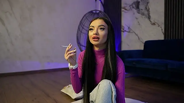 RachelRavee online show from 03-28-26, 05:18