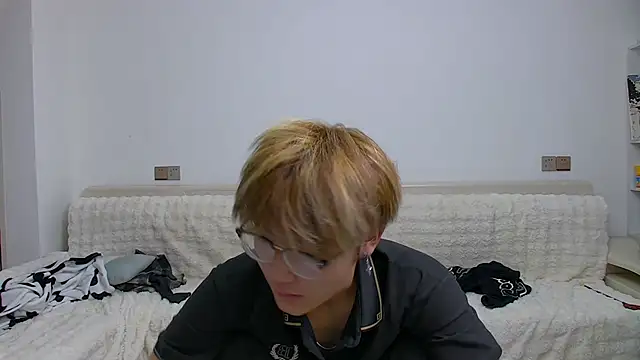 Snapshot of KK-cuteboy chatting on 02-08-26, 11:13 KK-cuteboy online show from 02-08-26, 11:13