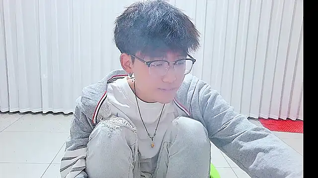 Snapshot of KK-cuteboy chatting on 07-20-26, 11:23 KK-cuteboy online show from 07-20-26, 11:23