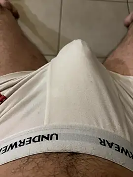 Snapshot of gregdusud13 chatting on 10-19-25, 07:14 gregdusud13 online show from 10-19-25, 07:14