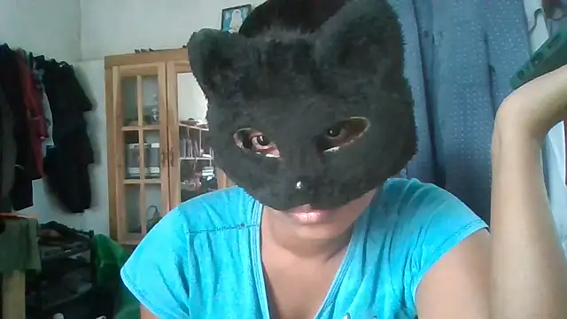 Nora-2003 online show from 03-10-26, 04:06