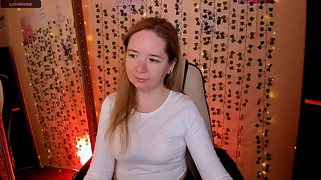 Snapshot of Evaa_Braunn chatting on 03-02-26, 02:14 Evaa Braunn online show from 03-02-26, 02:14