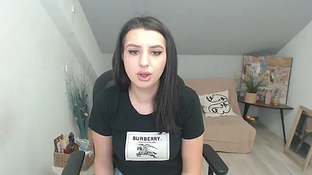 BettyJamess online show from 12-14-25, 09:14