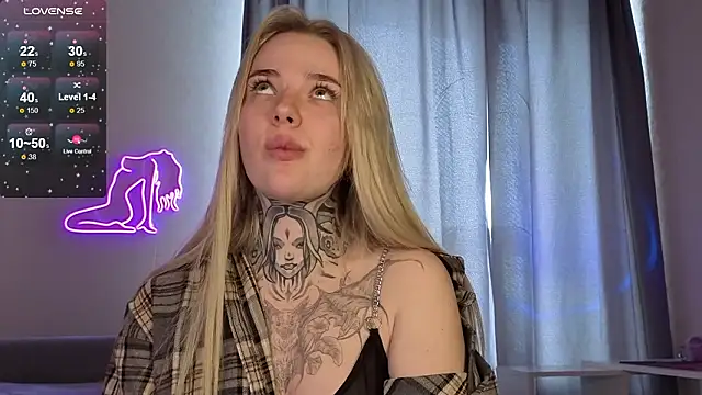 Snapshot of bklfen chatting on 03-04-26, 11:27 bklfen online show from 03-04-26, 11:27