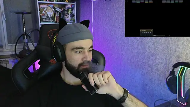 Nik Namee online show from 10-31-25, 03:24