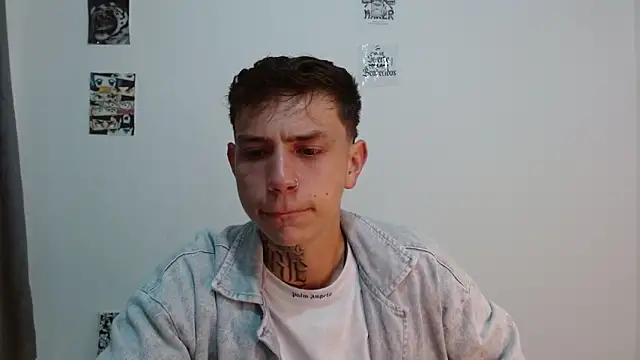 Snapshot of hot_teo_ chatting on 12-16-25, 09:58 hot teo online show from 12-16-25, 09:58