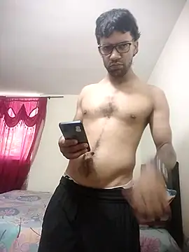 Snapshot of Fuego3x chatting on 10-29-25, 03:36 Fuego3x online show from 10-29-25, 03:36