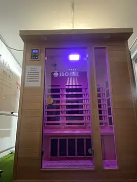 Snapshot of DrDreAu chatting on 11-10-25, 08:57 DrDreAu online show from 11-10-25, 08:57