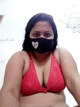 Diana 025 online show from 10-11-25, 02:44