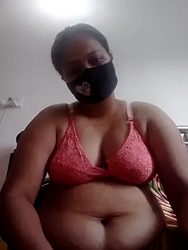 Diana 025 online show from 10-14-25, 02:01
