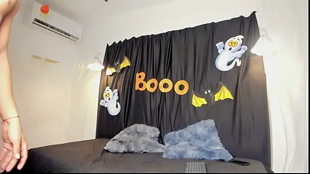 cosmicbi online show from 10-18-25, 05:25