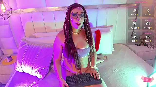  nicole moon online show from 10-31-25, 01:34