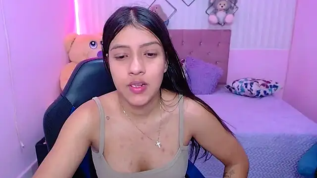 zara cute online show from 11-24-25, 12:27