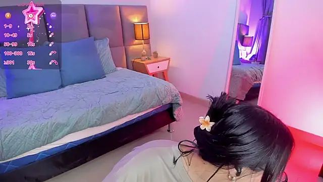 Tammy Carterr  online show from 11-25-25, 12:38