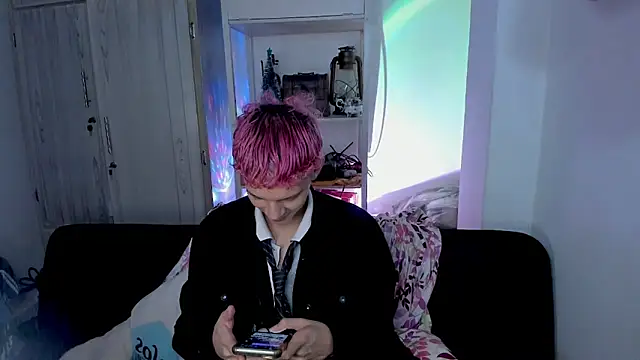 Snapshot of tylernova chatting on 12-23-25, 03:15 tylernova online show from 12-23-25, 03:15