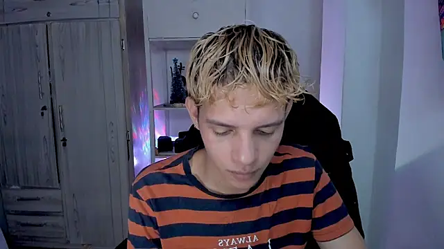 Snapshot of tylernova chatting on 01-15-26, 03:33 tylernova online show from 01-15-26, 03:33