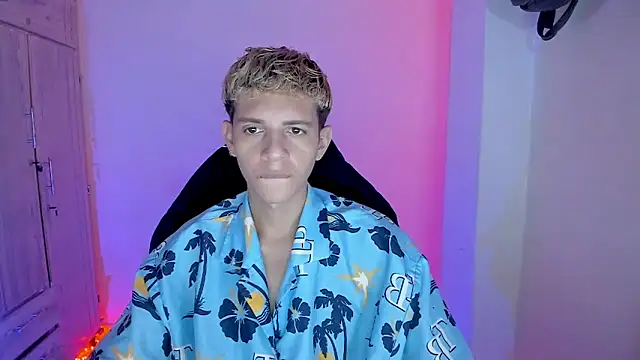 Snapshot of tylernova chatting on 02-01-26, 04:00 tylernova online show from 02-01-26, 04:00