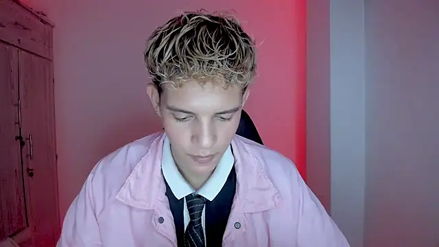 Snapshot of tylernova chatting on 02-04-26, 03:56 tylernova online show from 02-04-26, 03:56