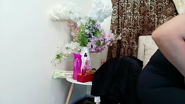 Kiaraa88 online show from 12-02-25, 12:21