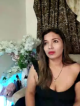 Kiaraa88 online show from 01-13-26, 12:21