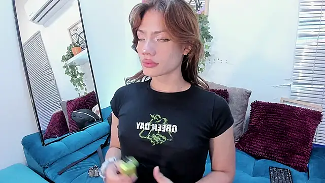 Snapshot of KassMonroe chatting on 01-07-26, 08:55 KassMonroe online show from 01-07-26, 08:55