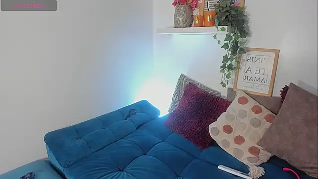 Snapshot of KassMonroe chatting on 01-09-26, 09:16 KassMonroe online show from 01-09-26, 09:16