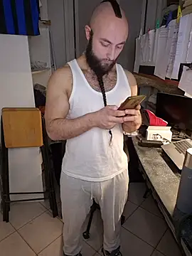 Snapshot of BeppeRagnar chatting on 03-14-26, 01:38 BeppeRagnar online show from 03-14-26, 01:38