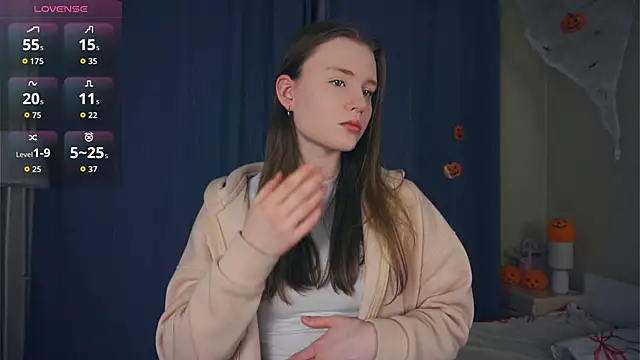 Snapshot of SunRinglein chatting on 11-12-25, 06:41 SunRinglein online show from 11-12-25, 06:41