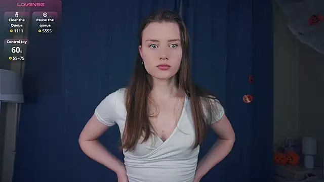 Snapshot of SunRinglein chatting on 11-15-25, 06:37 SunRinglein online show from 11-15-25, 06:37