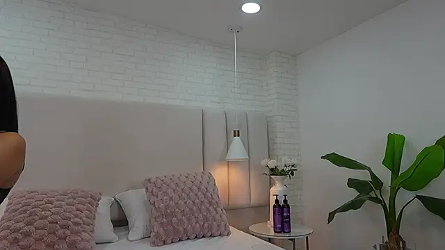 nina gb online show from 05-30-26, 06:38