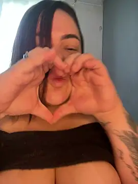 Fernandinhacarioca021rj online show from 02-16-26, 08:16