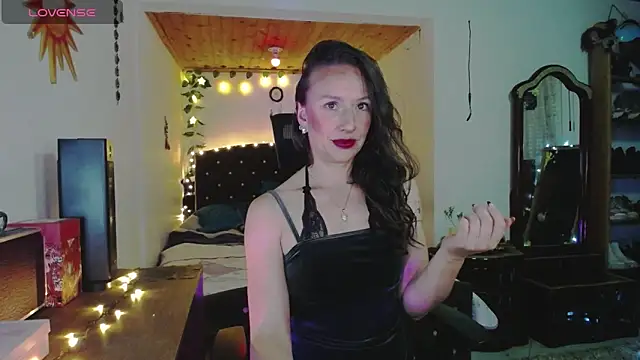 indigo wild  online show from 10-30-25, 01:18