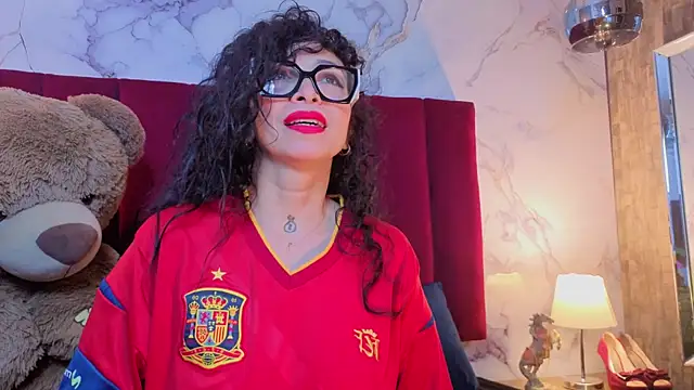 CHIARAJJONES online show from 07-19-26, 01:15