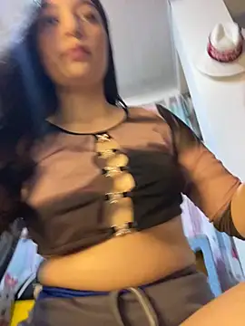 Snapshot of __Lorelain__ chatting on 10-30-25, 10:32 Lorelain online show from 10-30-25, 10:32