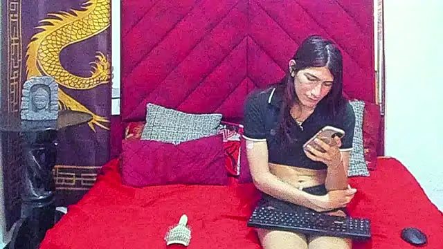 Pride couple online show from 01-08-26, 11:18