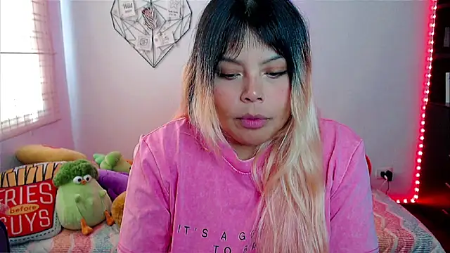 EllieMoonX online show from 02-17-26, 08:15