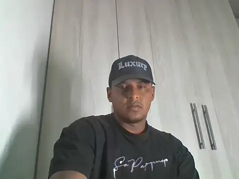 Xilongbaby29 online show from 10-09-25, 02:42