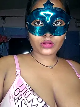 Sweet-Maddlina online show from 07-20-26, 05:33