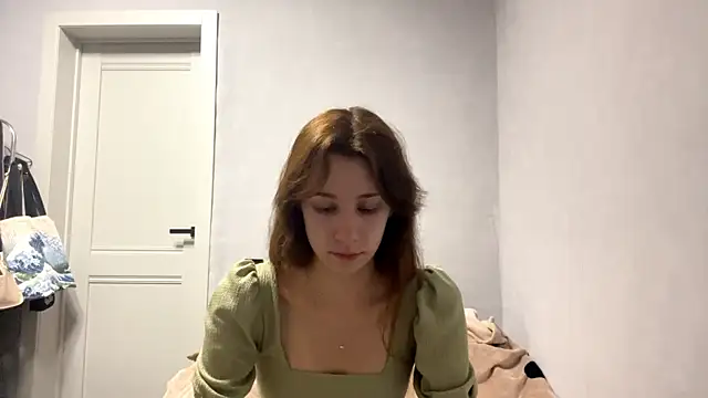 WildPeachh online show from 11-05-25, 06:08