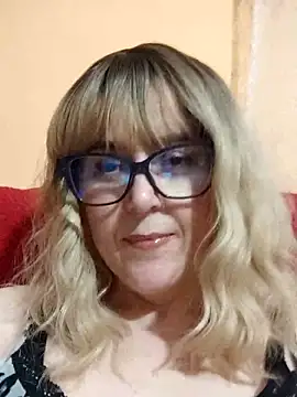 Snapshot of Amelialove42 chatting on 05-29-26, 07:01 Amelialove42 online show from 05-29-26, 07:01