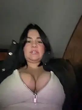 Snapshot of SwittieKendra chatting on 11-27-25, 07:38 SwittieKendra online show from 11-27-25, 07:38