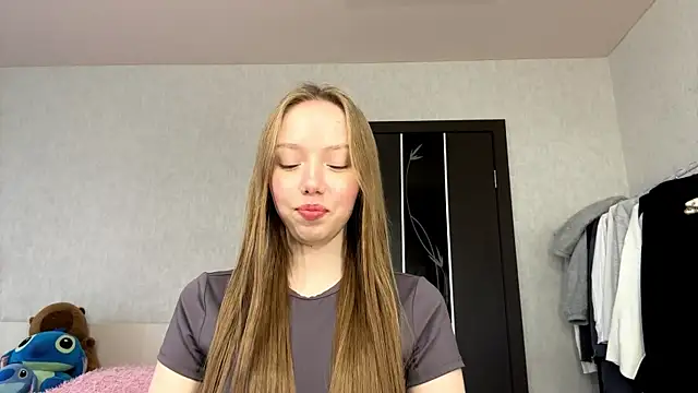 Snapshot of AntoniaMoravick chatting on 10-20-25, 09:21 AntoniaMoravick online show from 10-20-25, 09:21