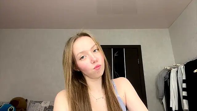 Snapshot of AntoniaMoravick chatting on 11-08-25, 03:12 AntoniaMoravick online show from 11-08-25, 03:12