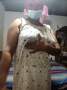 Snapshot of HarshiStar7 chatting on 02-17-26, 10:05 HarshiStar7 online show from 02-17-26, 10:05