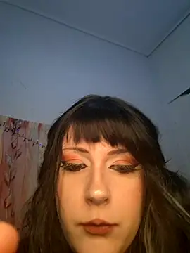 Snapshot of jessieray chatting on 11-04-25, 01:16 jessieray online show from 11-04-25, 01:16